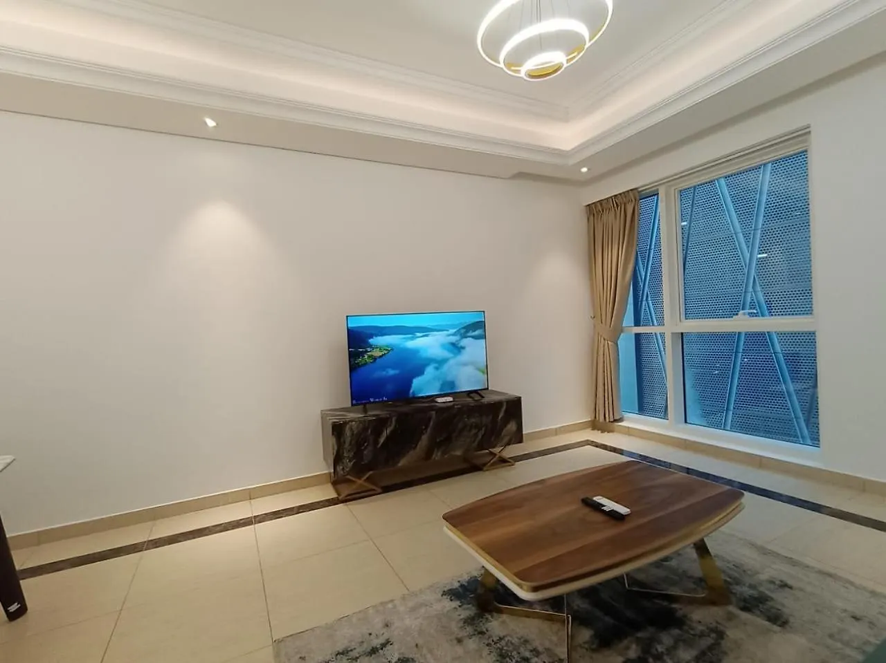 2Bed Room In Downtown Dubai ! 0*,  Emiratos Árabes Unidos